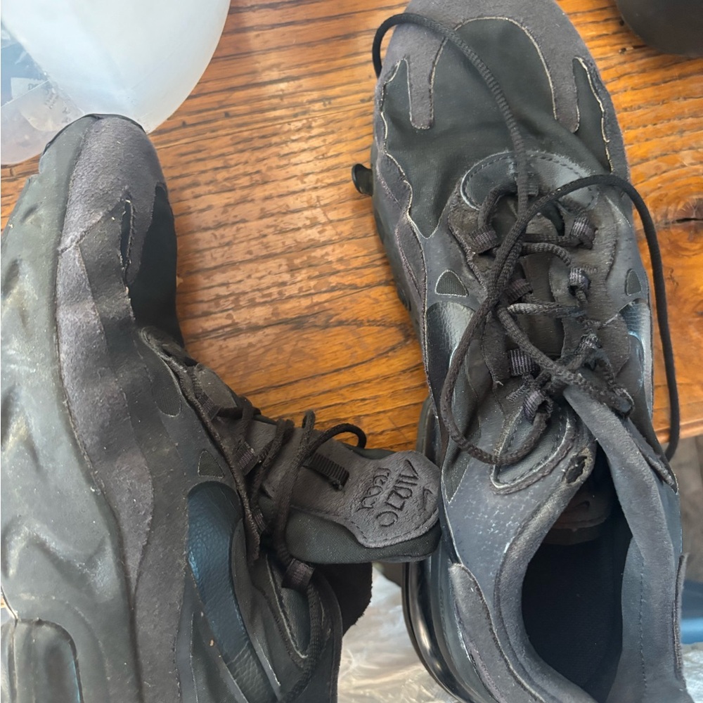 Nike Sneakers Men’s Size 9
